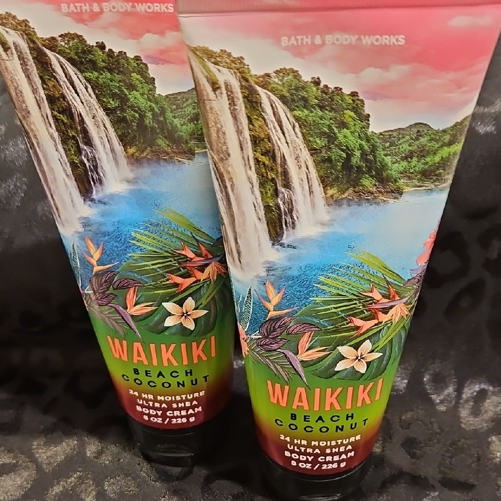 Bath & Body Works Green and Blue Moisturizer